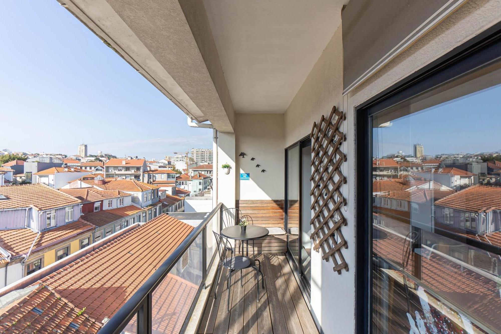 Top Floor Apartment With Sunny Balconies Porto Dış mekan fotoğraf